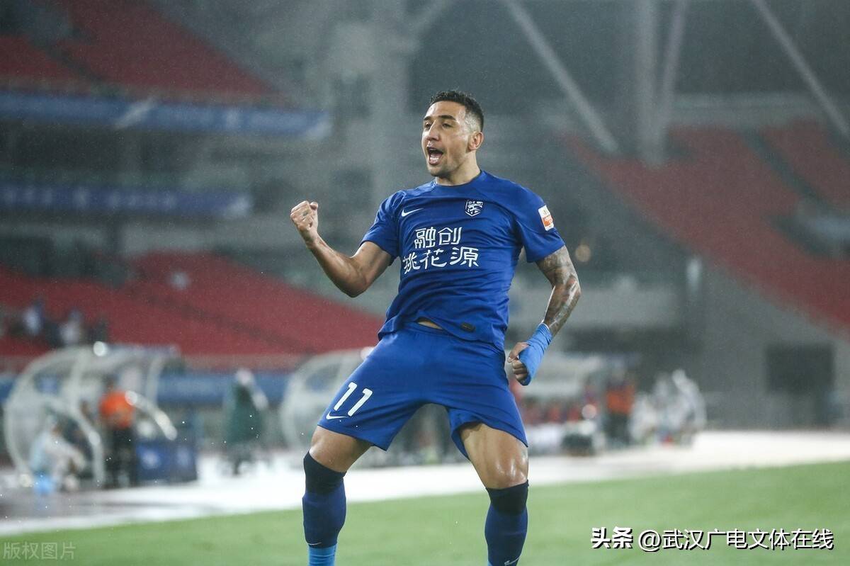 今晚中超传出新动向,武汉三镇复出首秀,管理层表态:管理层满意,球探报告显示潜力(武汉三镇建专业足球场) 今晚中超传出新动向,武汉三镇复出首秀,管理层表态:管理层满意,球探报告显示潜力(武汉三镇建专业足球场)