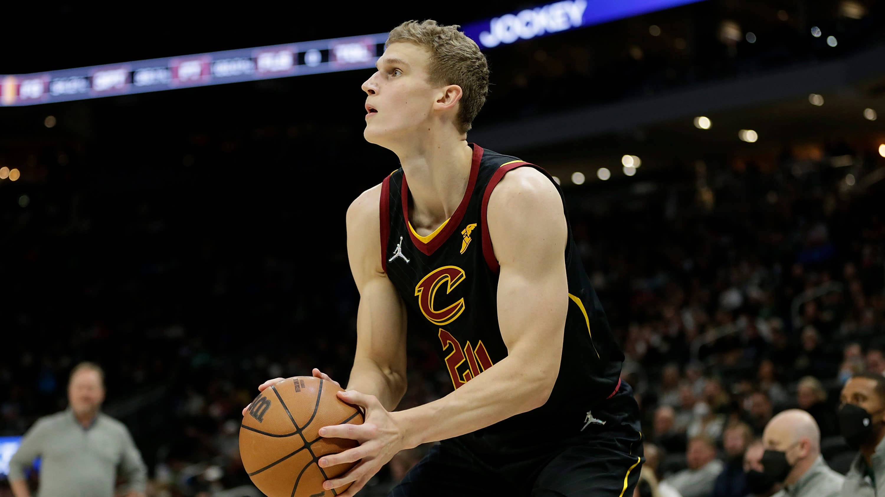 亚博首页-里程碑夜里昂手感冰凉，欧超杯今夜刷纪录，气氛紧张，训练强度明显提升(奔驰c级试驾评测视频)